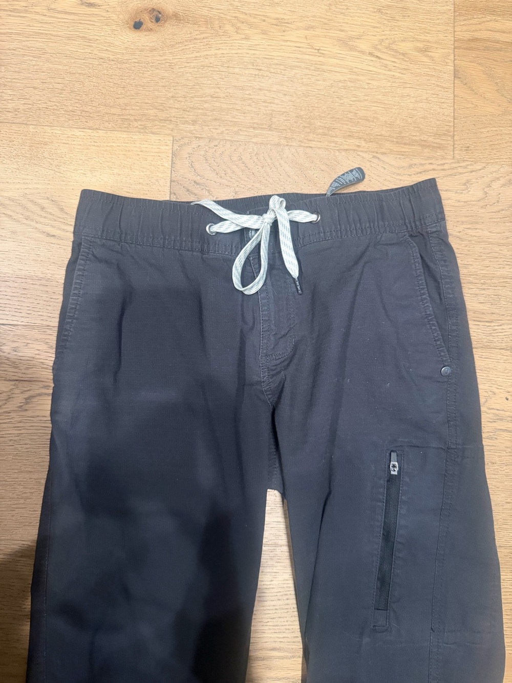 Vuori Charcoal Women’s Rip stop pants